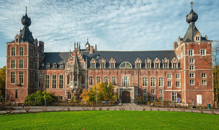 How to Transfer Universities in the UK